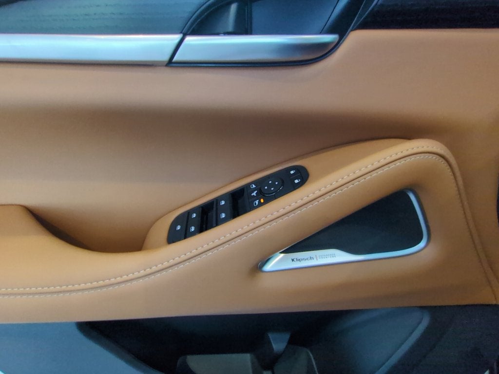 2027 INFINITI QX60 Luxe FWD