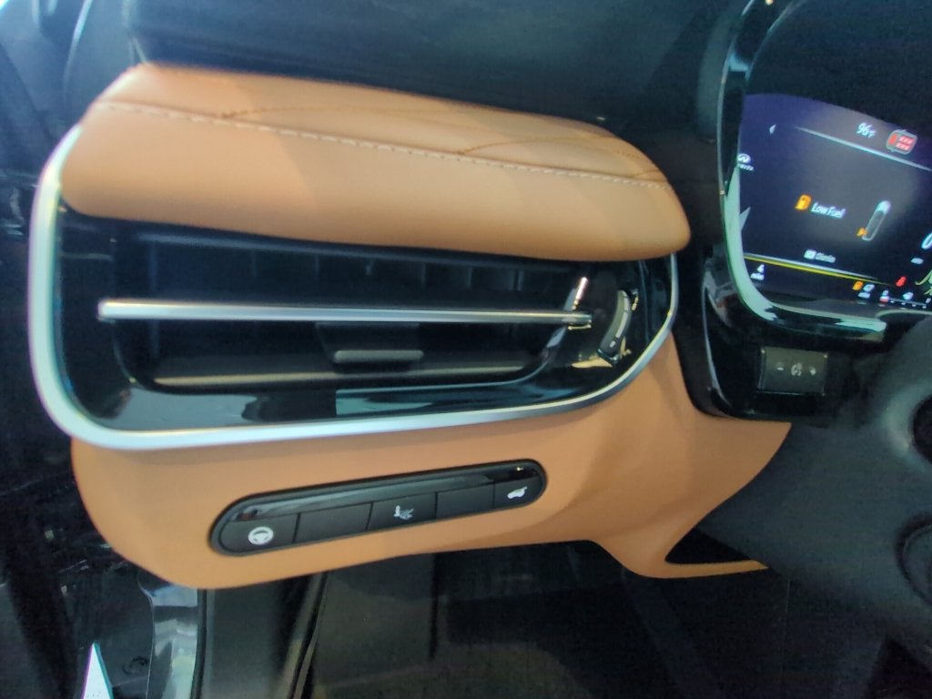 2027 INFINITI QX60 Luxe FWD