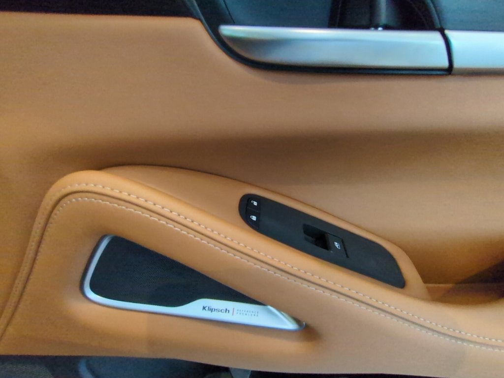 2027 INFINITI QX60 Luxe FWD