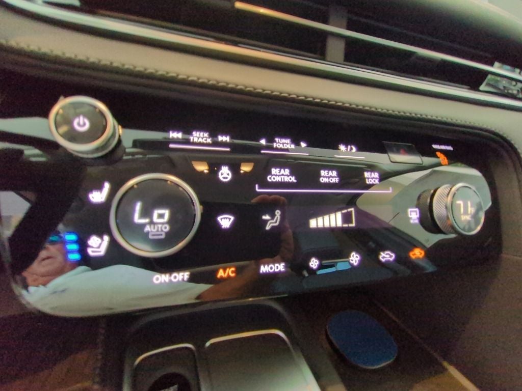 2027 INFINITI QX60 Luxe FWD