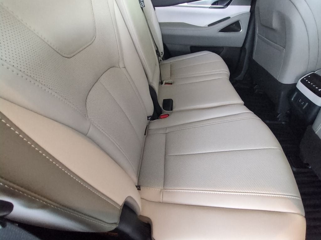 2027 INFINITI QX60 Luxe AWD