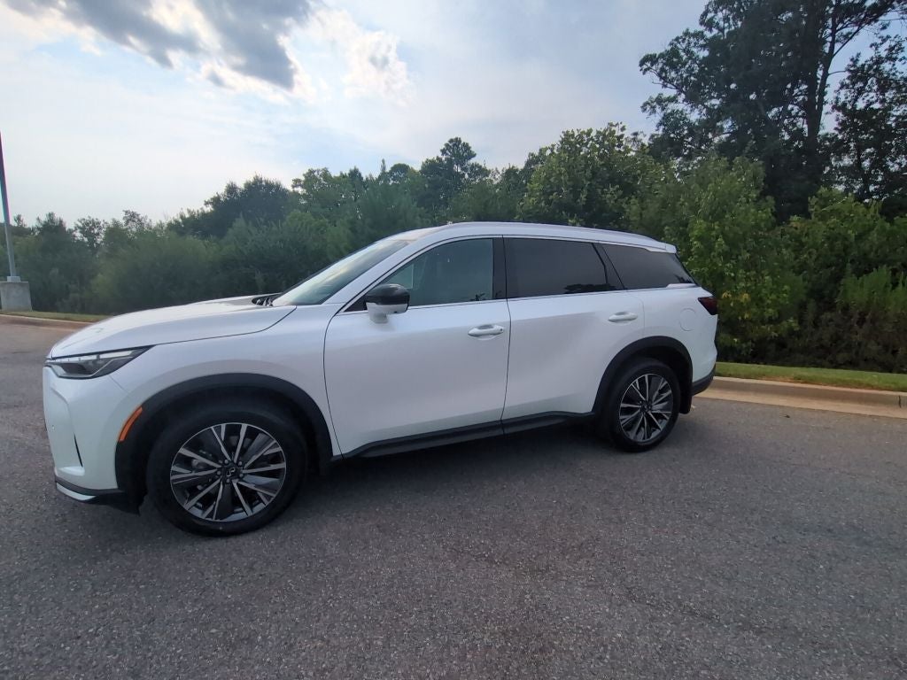 2027 INFINITI QX60 Luxe AWD