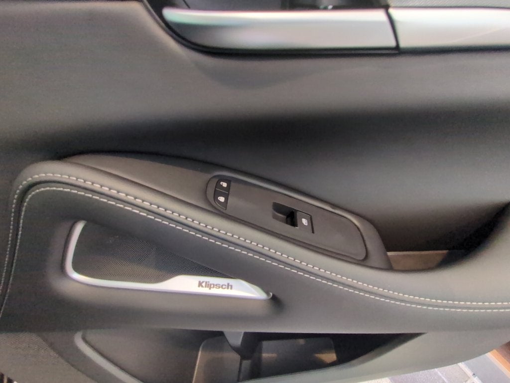 2027 INFINITI QX60 Luxe AWD