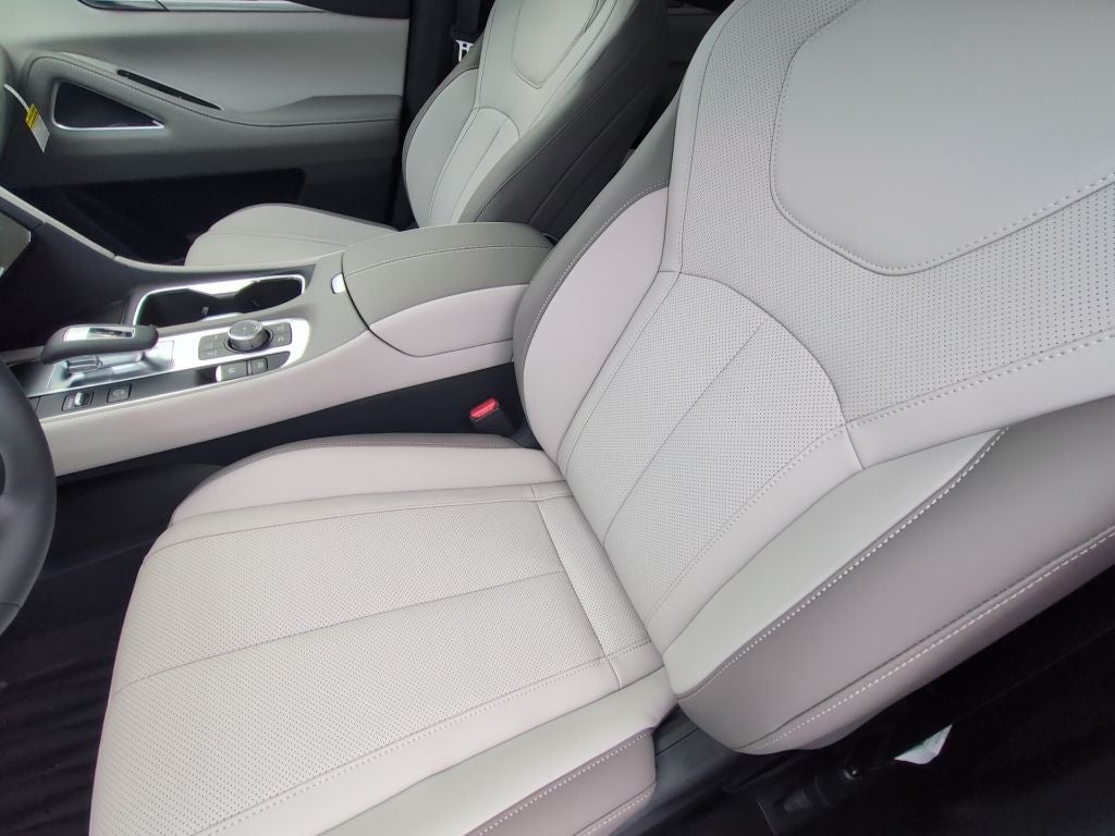 2027 INFINITI QX60 Luxe AWD