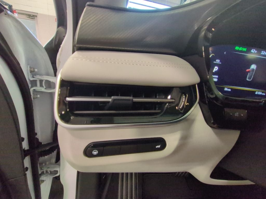 2026 INFINITI QX60 Luxe FWD