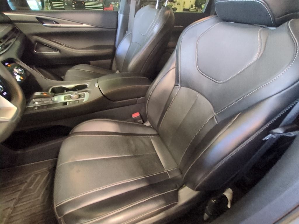 2022 INFINITI QX60 LUXE FWD