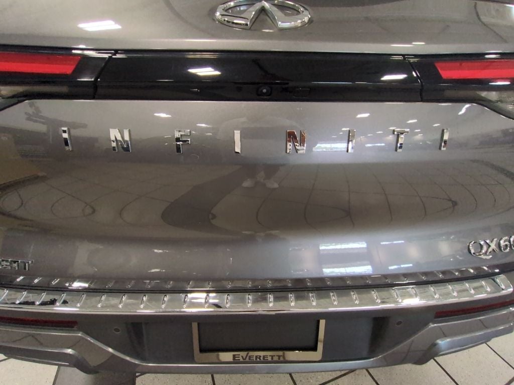 2022 INFINITI QX60 LUXE FWD