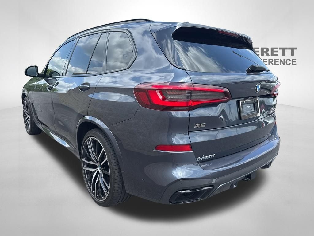 2021 BMW X5 M50i