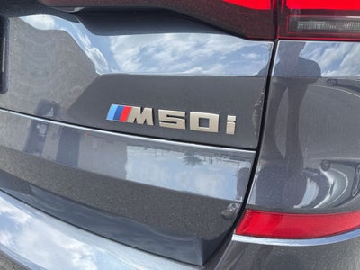 2021 BMW X5 M50i