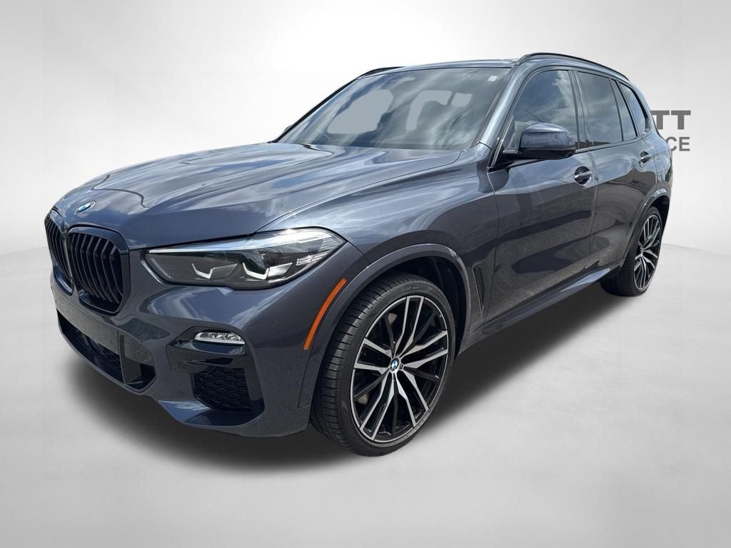2021 BMW X5 M50i