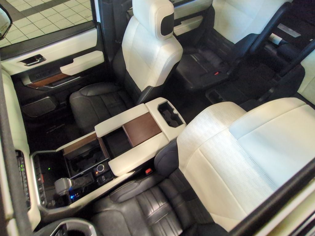 2023 Toyota Sequoia Capstone