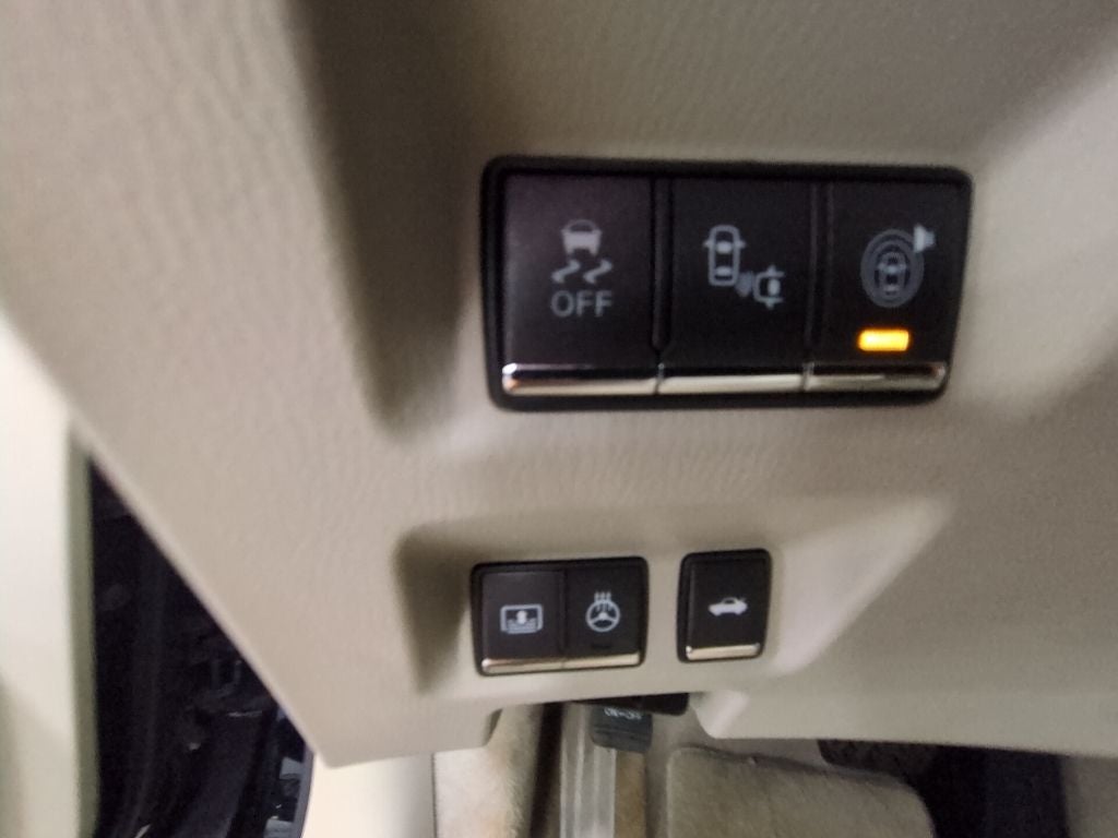 2015 INFINITI Q70 5.6X