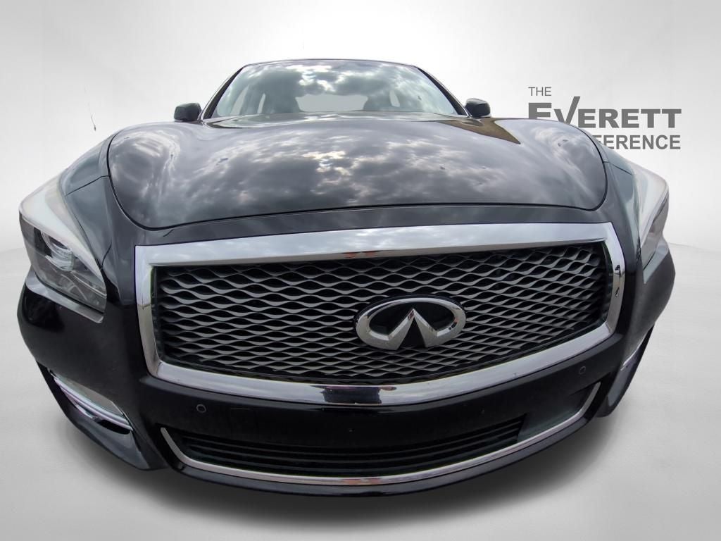 2015 INFINITI Q70 5.6X