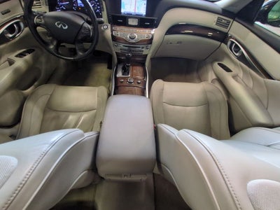 2015 INFINITI Q70 5.6X