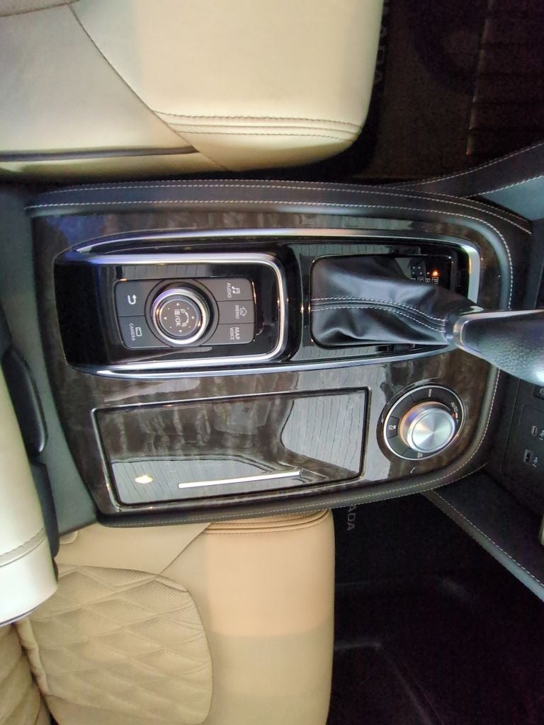 2022 Nissan Armada Platinum
