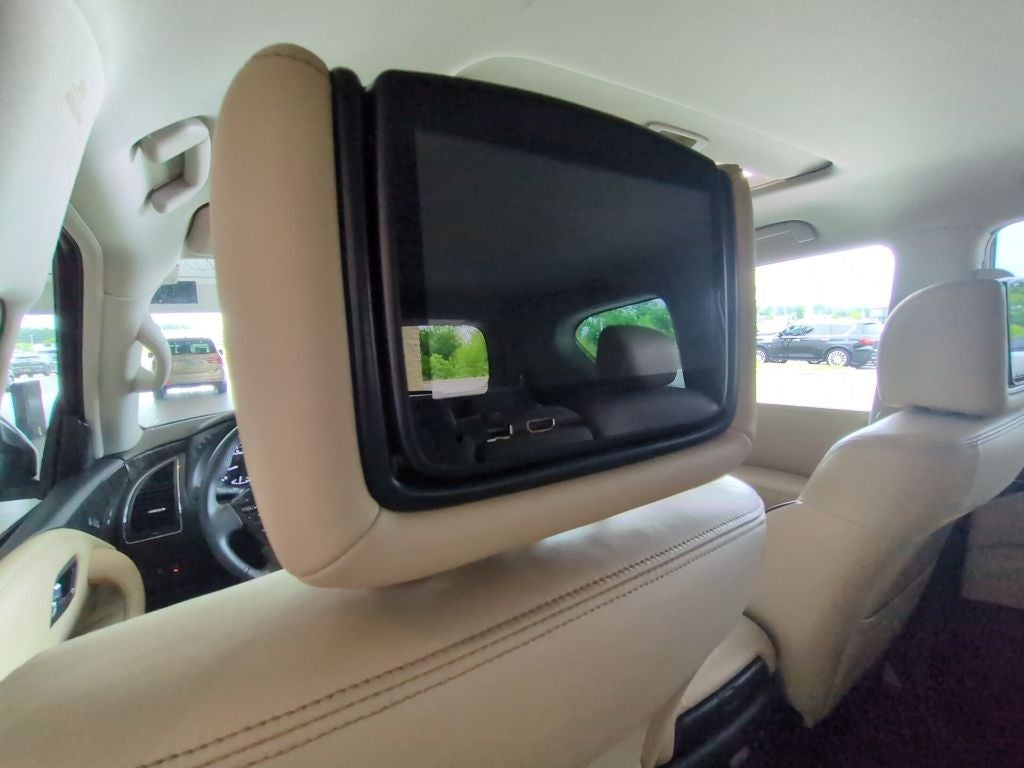 2022 Nissan Armada Platinum