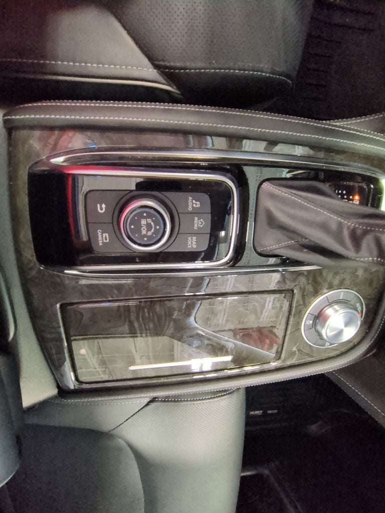 2023 INFINITI QX80 LUXE 4WD