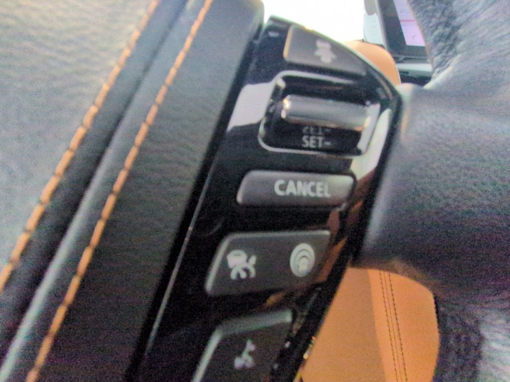 2023 INFINITI QX80 SENSORY RWD