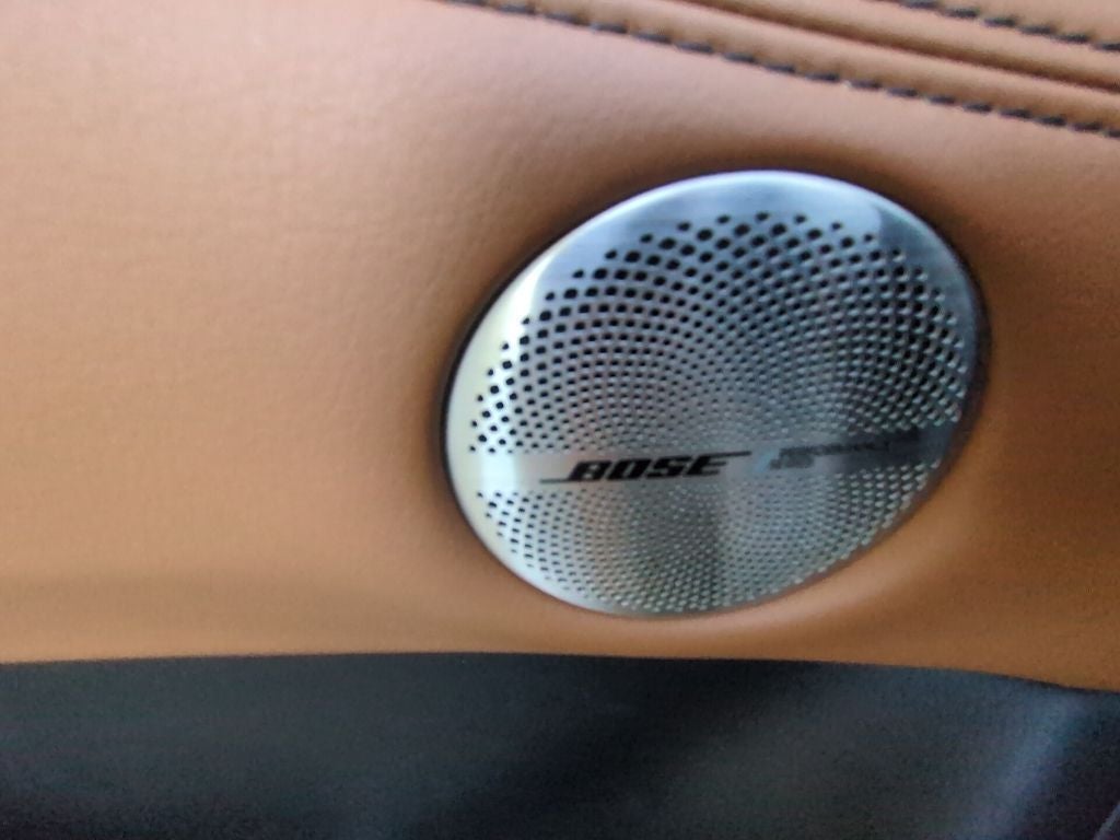 2023 INFINITI QX80 Sensory