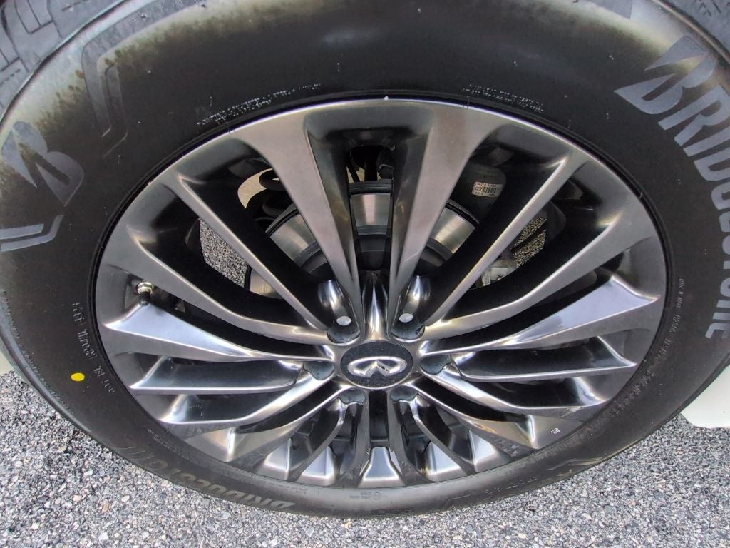 2023 INFINITI QX80 Sensory