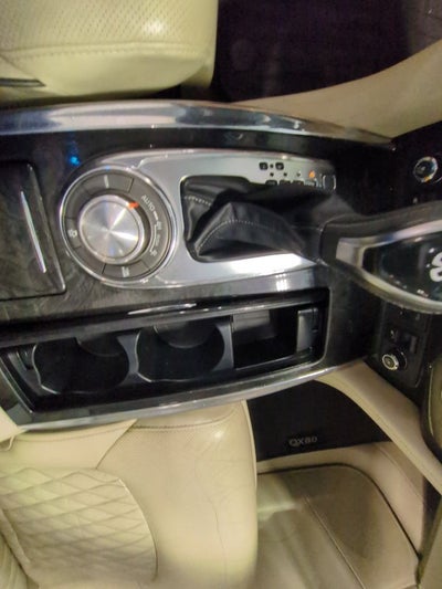 2019 INFINITI QX80 LUXE 4WD