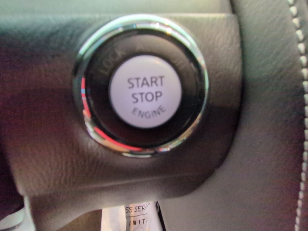 2019 INFINITI QX80 LUXE 4WD