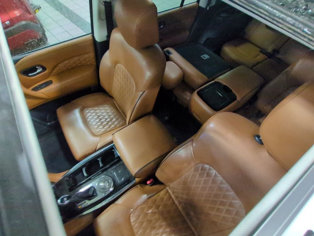 2019 INFINITI QX80 LUXE