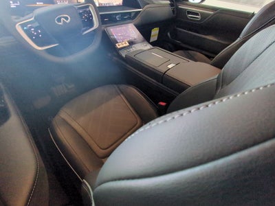 2027 INFINITI QX80 Luxe 2WD