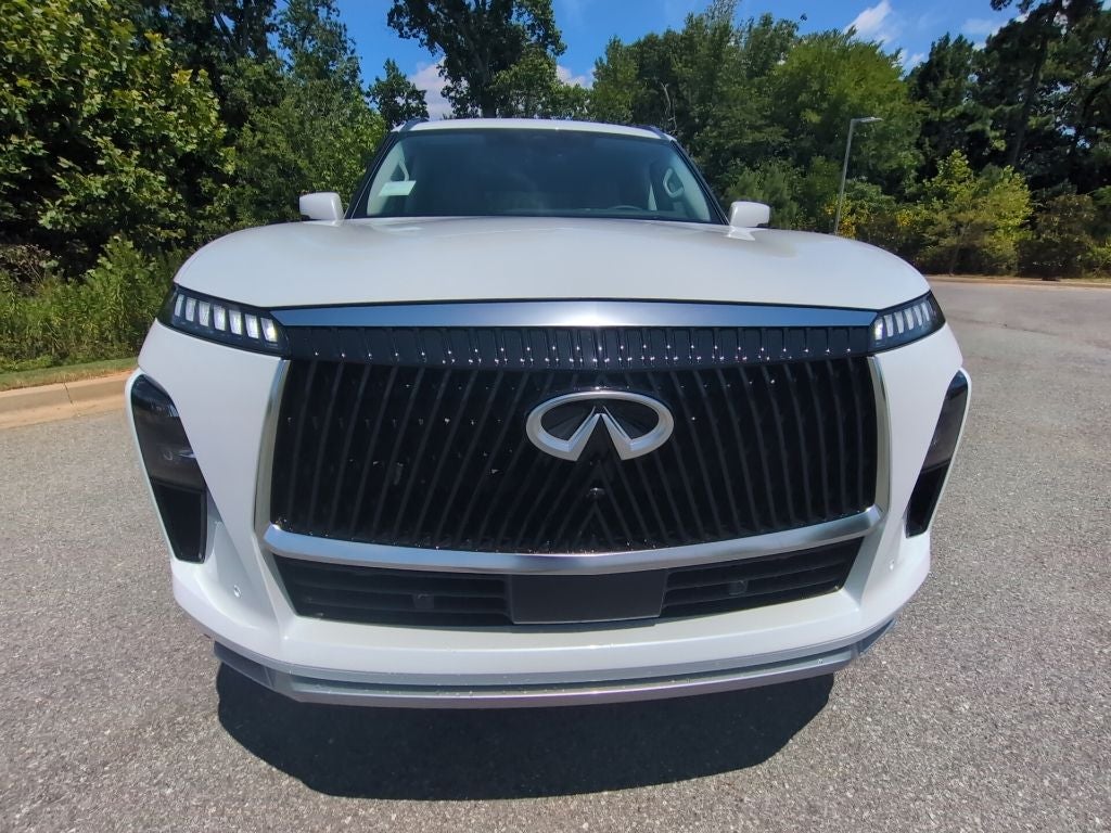2027 INFINITI QX80 Luxe 2WD