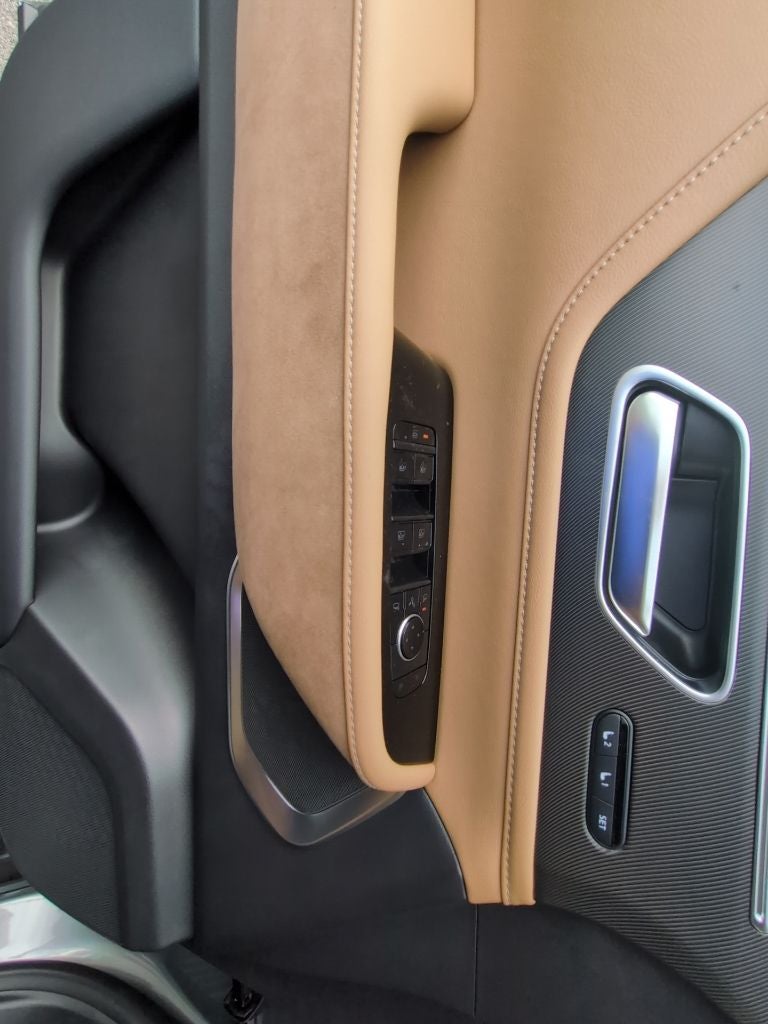 2027 INFINITI QX80 Luxe 2WD