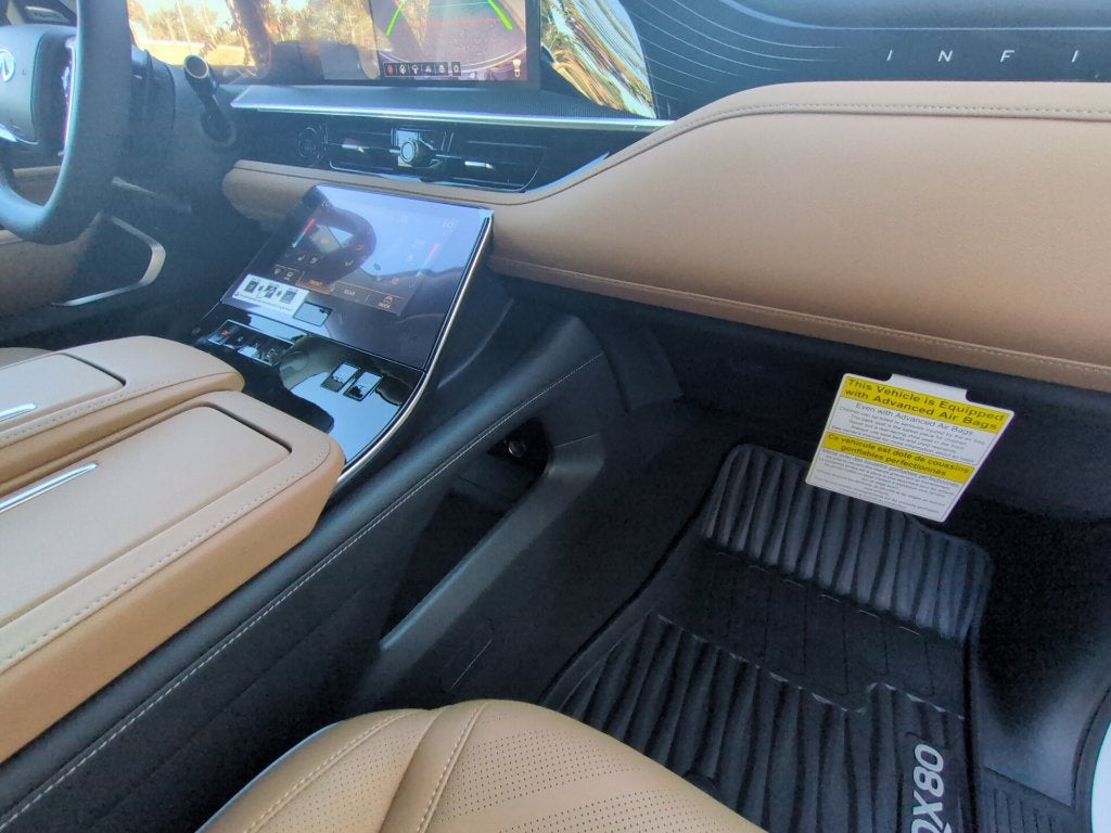 2027 INFINITI QX80 LUXE