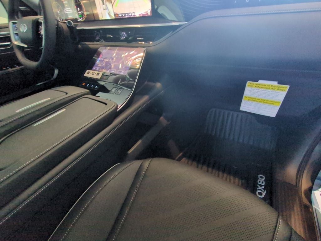 2027 INFINITI QX80 Luxe 2WD