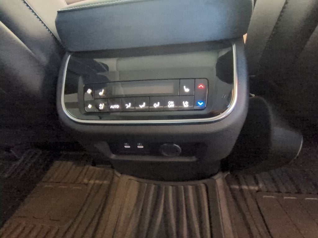 2027 INFINITI QX80 Luxe 2WD