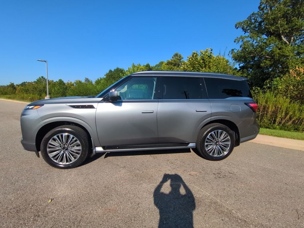 2027 INFINITI QX80 Luxe 2WD