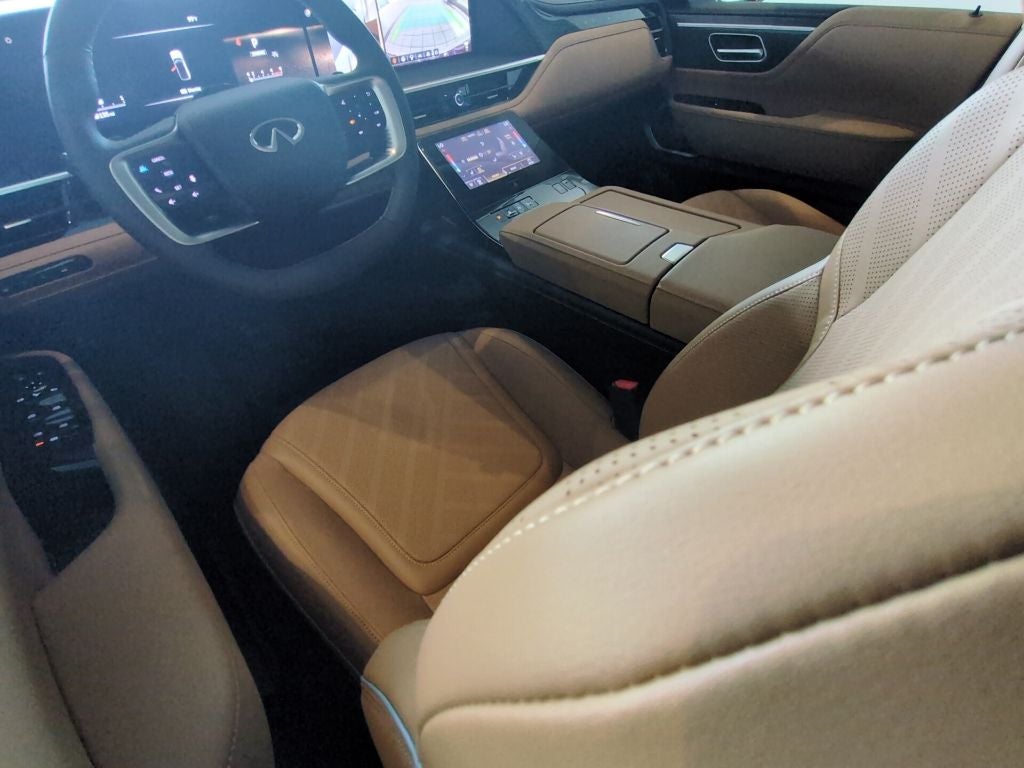2027 INFINITI QX80 Luxe 2WD