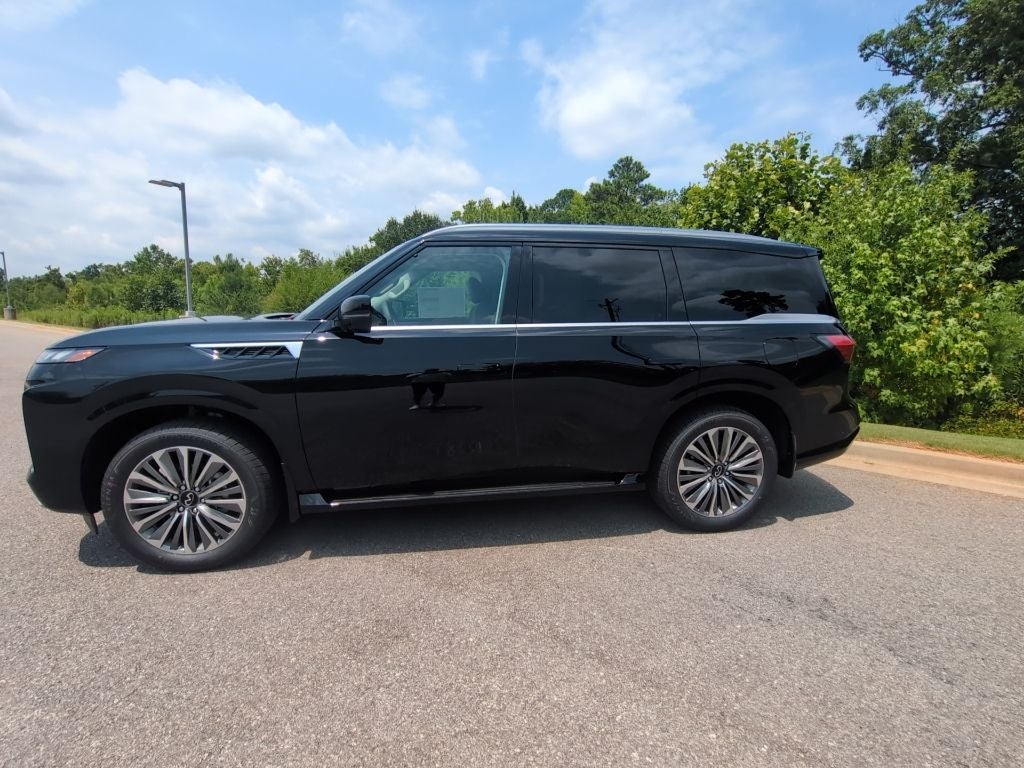 2027 INFINITI QX80 Luxe 2WD