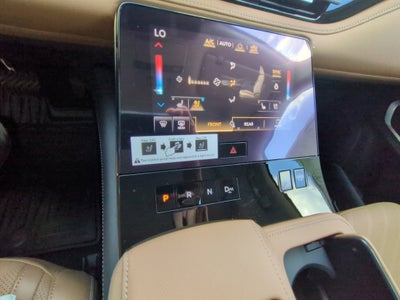 2027 INFINITI QX80 Luxe 2WD