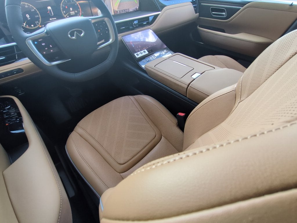 2027 INFINITI QX80 Luxe 2WD
