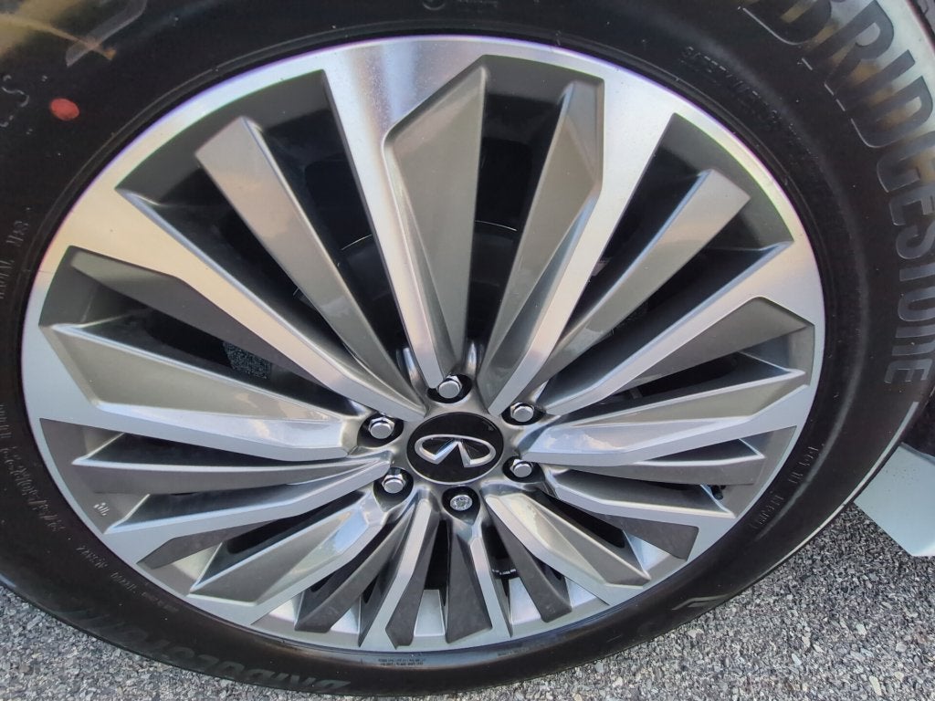 2027 INFINITI QX80 Luxe 2WD