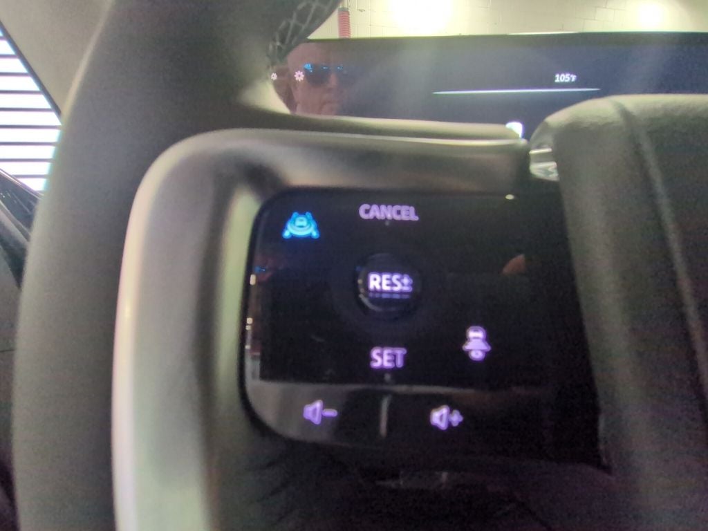 2027 INFINITI QX80 Luxe 2WD