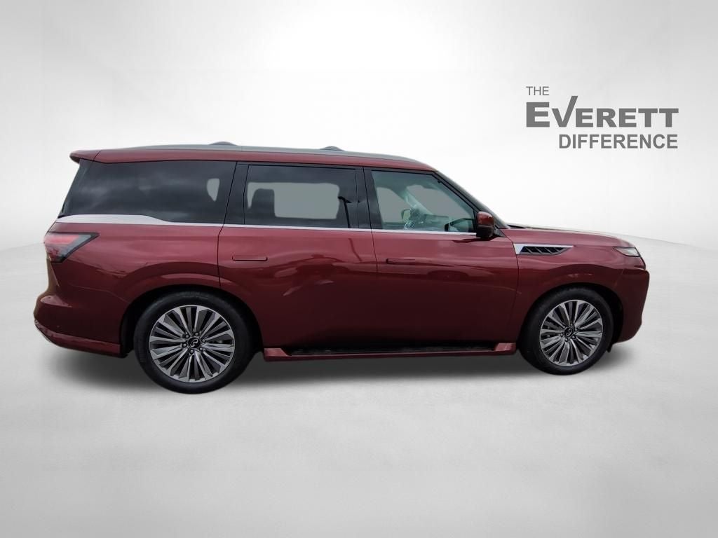 2025 INFINITI QX80 LUXE