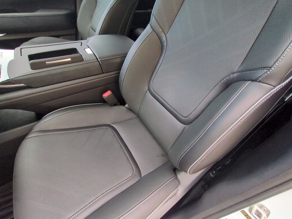 2027 INFINITI QX80 Luxe 2WD