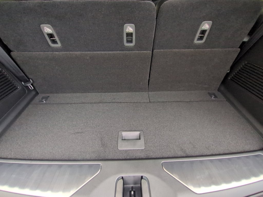 2027 INFINITI QX80 Luxe 2WD