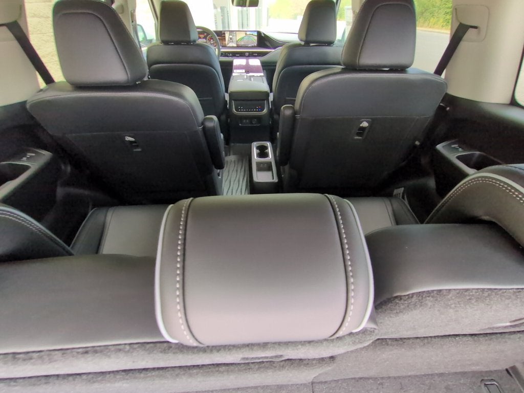 2027 INFINITI QX80 Luxe 2WD