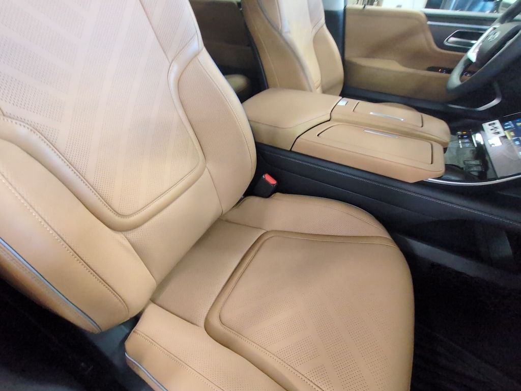 2026 INFINITI QX80 Luxe 2WD