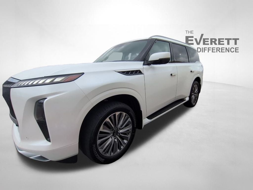 2026 INFINITI QX80 LUXE