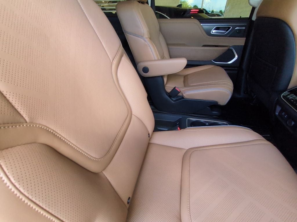 2027 INFINITI QX80 Luxe 2WD