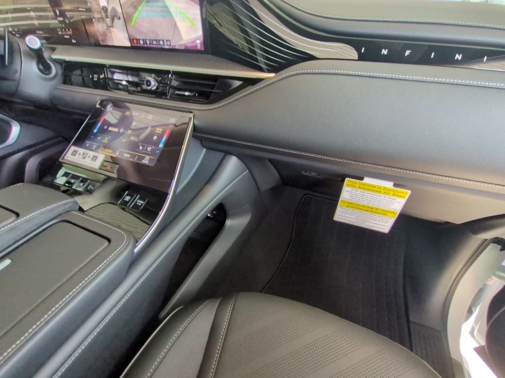 2027 INFINITI QX80 Luxe 2WD