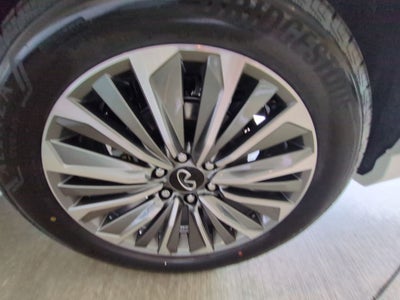 2027 INFINITI QX80 Luxe 2WD