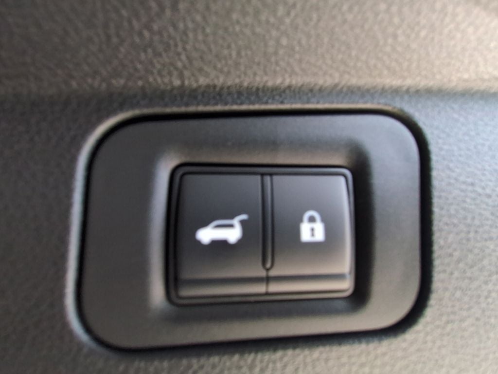 2027 INFINITI QX80 Luxe 2WD